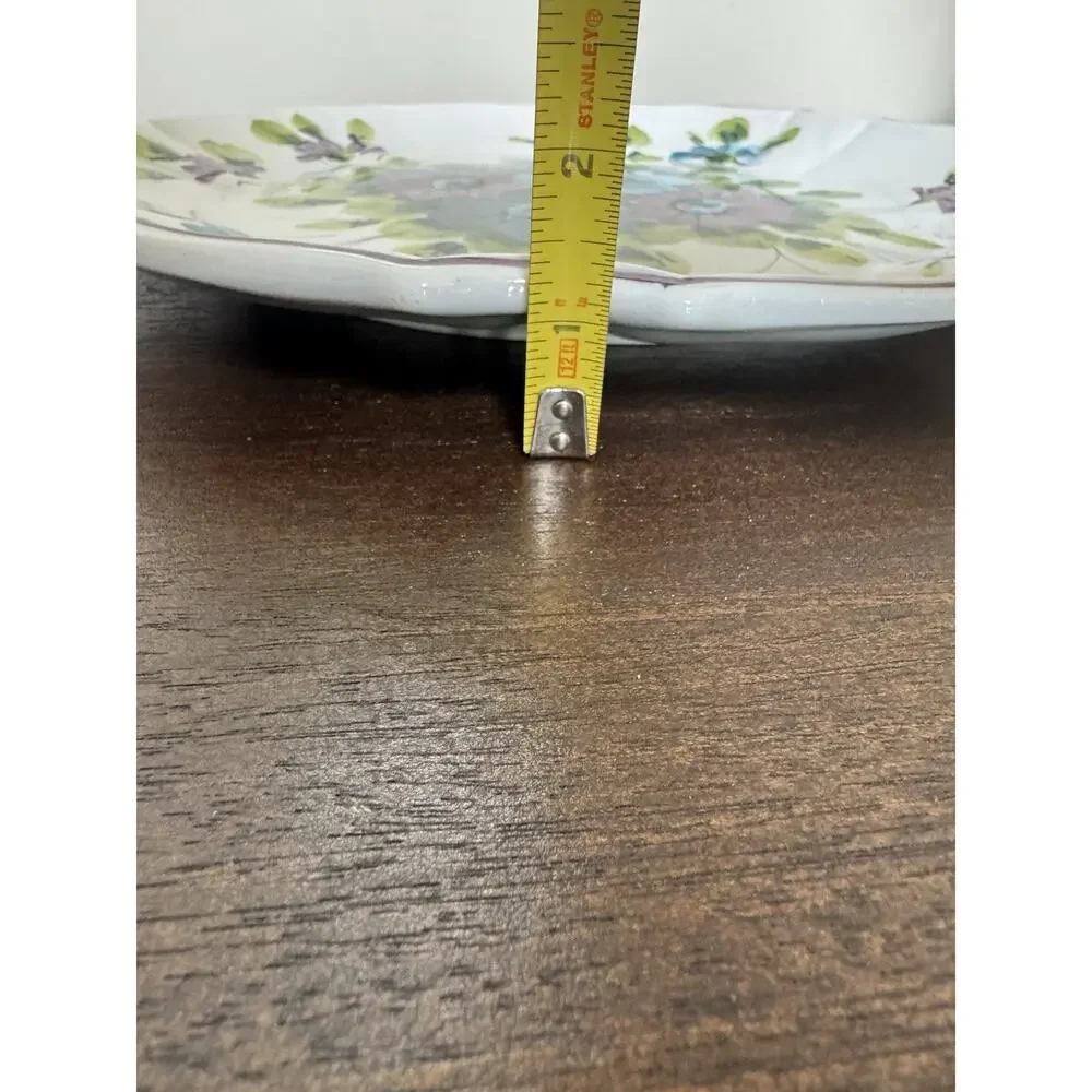 Unmarked italian ceramic
